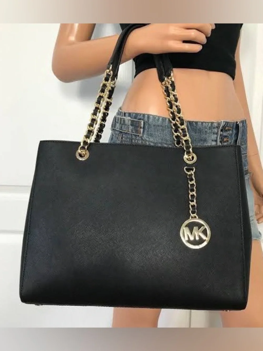 Authentic Michael Kors Susannah tote- black with Pom Pom charm - Picture 2 of 15